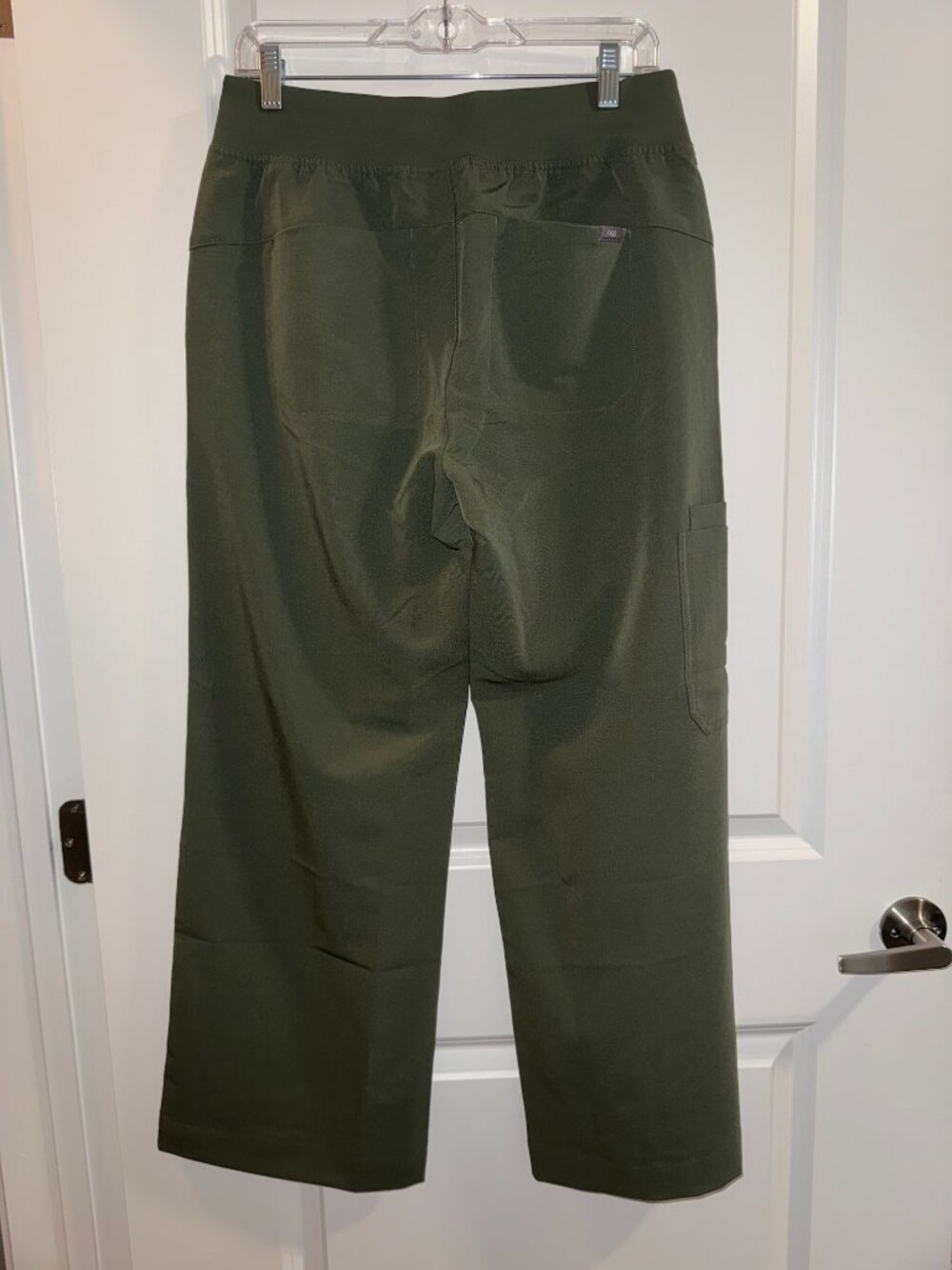 FIGS High Waisted Isabel Wide Leg Scrub Pant - Picture 2 of 3